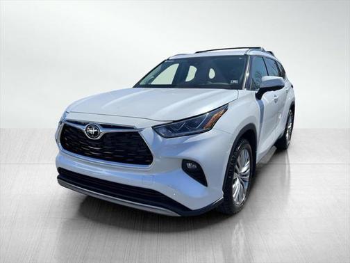 2024 Toyota Highlander Platinum