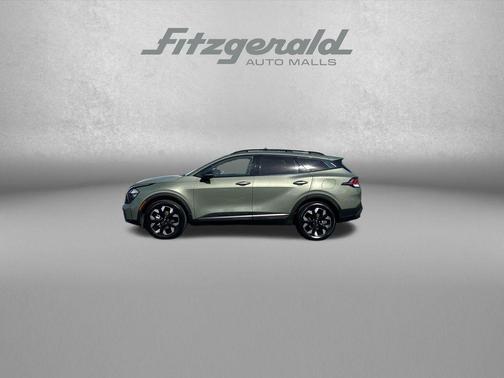 Jungle Green 2023 Kia Sportage X-Line