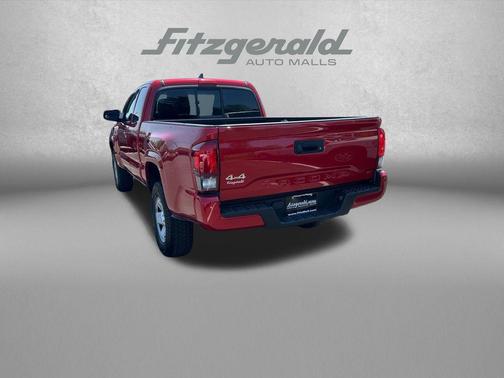 Barcelona Red Metallic 2019 Toyota Tacoma SR