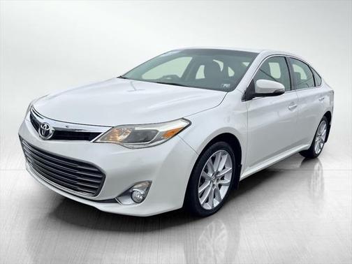 2013 Toyota Avalon XLE