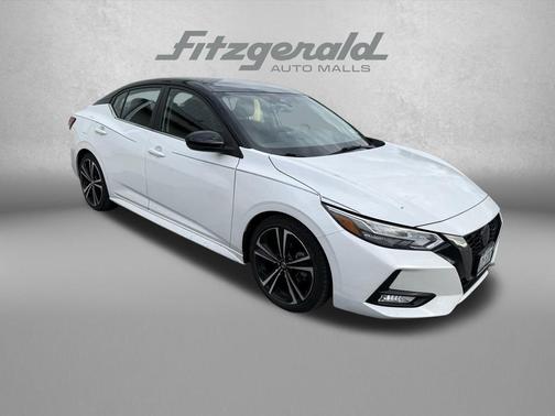 Aspen White/Super Black 2021 Nissan Sentra SR