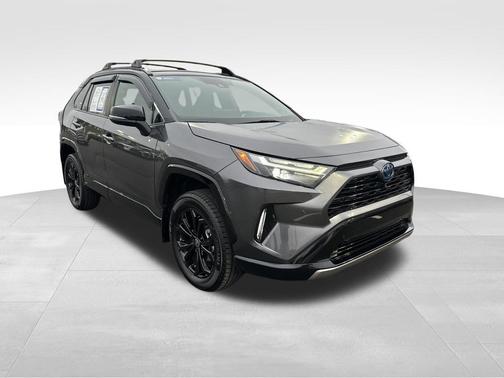 2023 Toyota RAV4 Hybrid SE