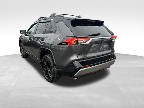 2023 Toyota RAV4 Hybrid SE