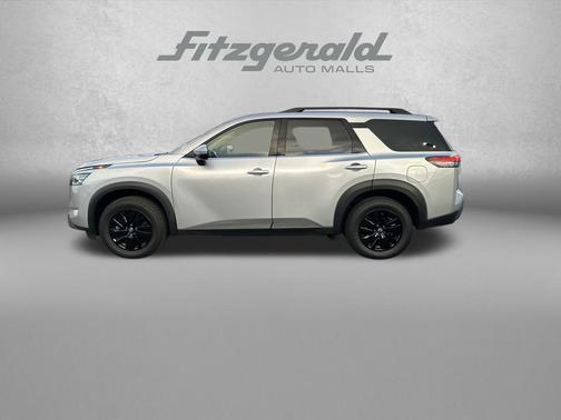 2024 Nissan Pathfinder SV 4WD