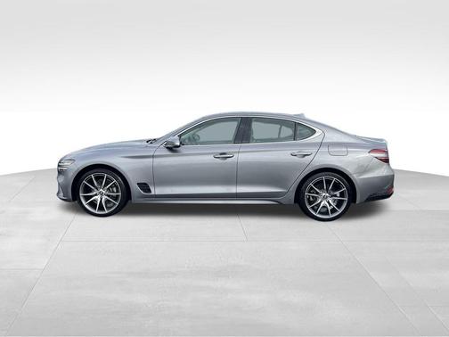2023 Genesis G70 2.0T RWD