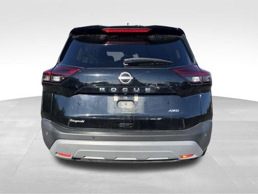 2022 Nissan Rogue S
