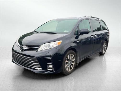 2020 Toyota Sienna XLE Premium