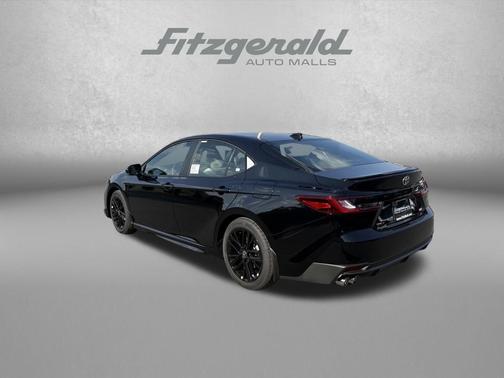 Midnight Black Metallic 2026 Toyota Camry SE