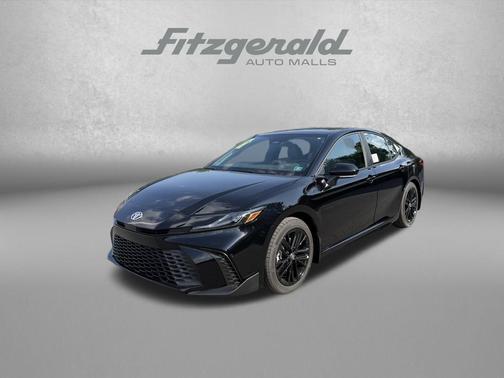 Midnight Black Metallic 2026 Toyota Camry SE