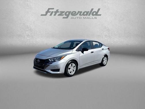 Brilliant Silver Metallic 2025 Nissan Versa 1.6 S