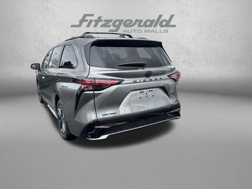 Heavy Metal 2026 Toyota Sienna XSE 7 Passenger