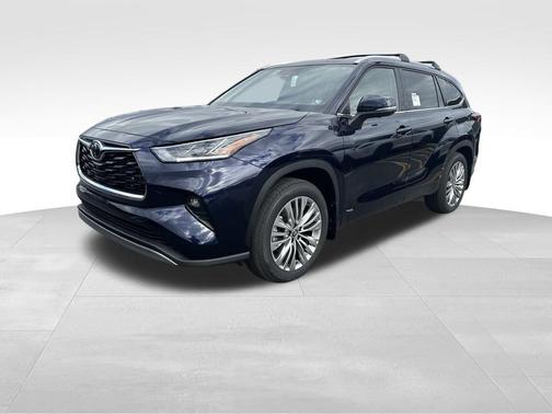 2025 Toyota Highlander Hybrid Platinum