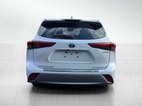 2023 Toyota Highlander Hybrid Platinum