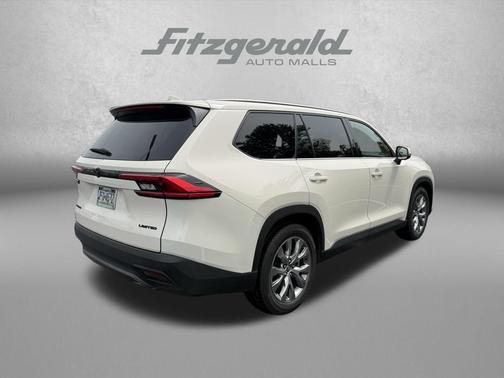 Coastal Cream 2024 Toyota Grand Highlander Limited