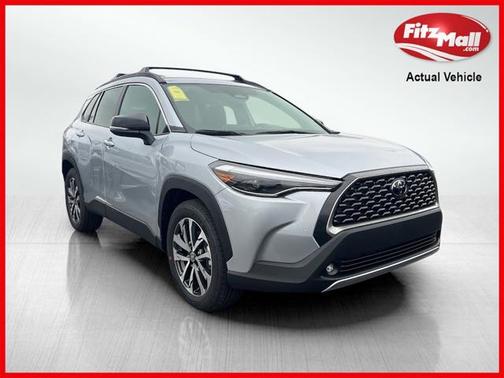 2025 Toyota Corolla Cross XLE