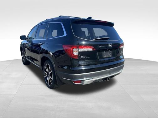 2021 Honda Pilot Touring 8-Passenger