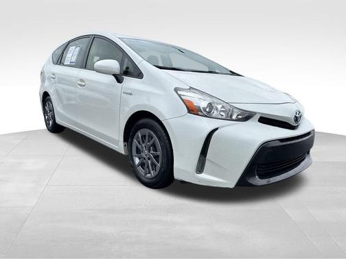 2017 Toyota Prius v Three