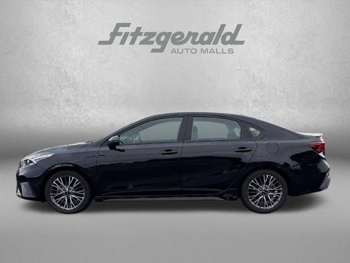 Aurora Black 2023 Kia Forte GT-Line