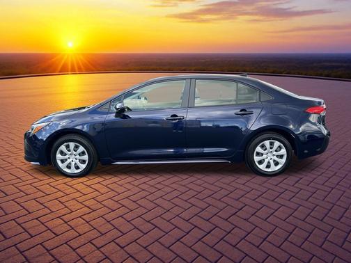 2025 Toyota Corolla Hybrid SE