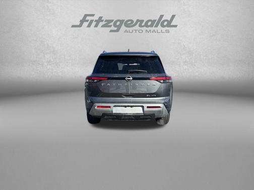 2025 Nissan Pathfinder SL 4WD