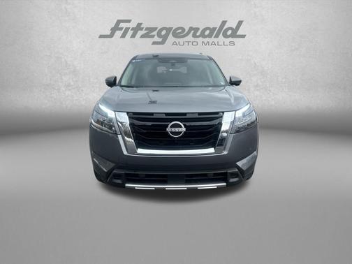 2025 Nissan Pathfinder SL 4WD