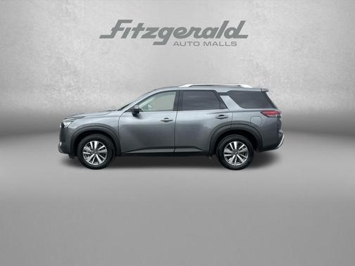 2025 Nissan Pathfinder SL 4WD