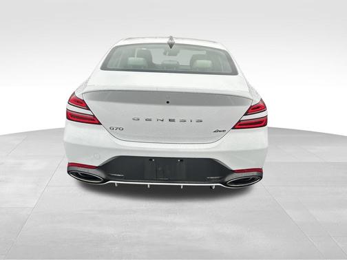 2024 Genesis G70 2.5T AWD