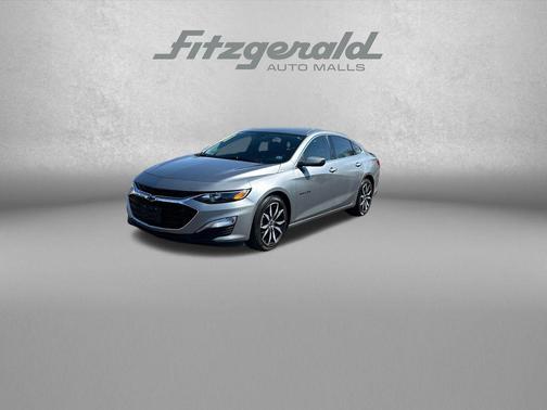 Sterling Gray Metallic 2024 Chevrolet Malibu FWD RS