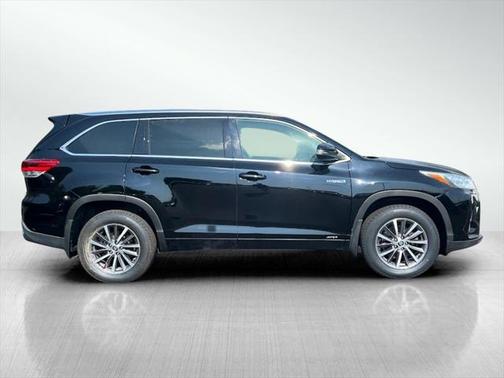 2017 Toyota Highlander Hybrid XLE
