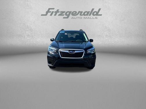 Crystal Black Silica 2019 Subaru Forester Premium