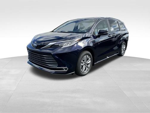 2025 Toyota Sienna Limited