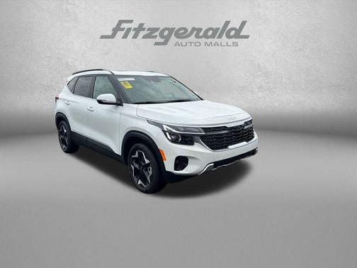 Snow White Pearl 2025 Kia Seltos EX