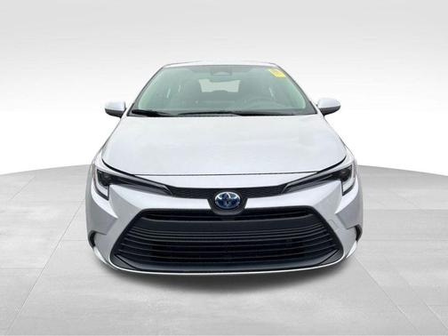 2025 Toyota Corolla Hybrid SE