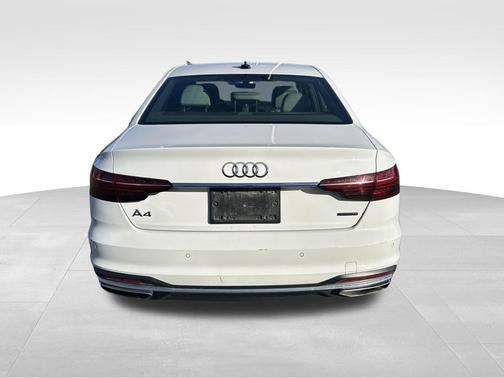 2024 Audi A4 45 S line Premium Plus