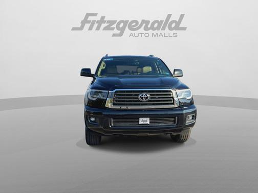 Midnight Black Metallic 2019 Toyota Sequoia SR5