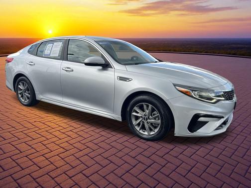 2020 Kia Optima LX