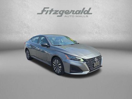 Gun Metallic 2025 Nissan Altima 2.5 SV