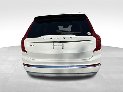 2022 Volvo XC90 Recharge Plug-In Hybrid T8 Inscription 6 Passenger