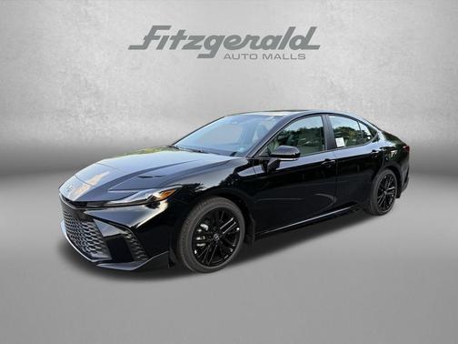 Midnight Black Metallic 2026 Toyota Camry SE