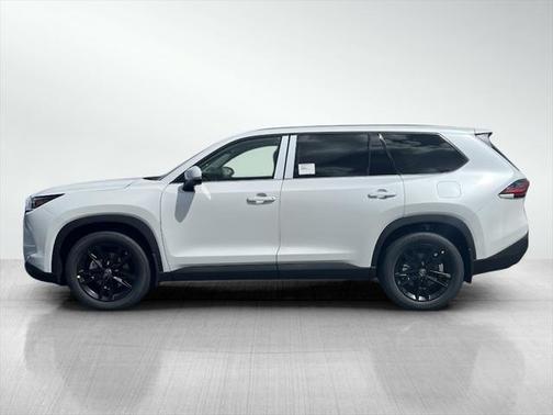 2025 Toyota Highlander LE