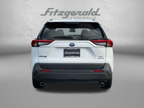 2024 Toyota RAV4 Hybrid XLE