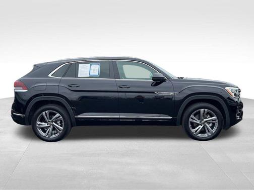 2024 Volkswagen Atlas Cross Sport 2.0T SEL