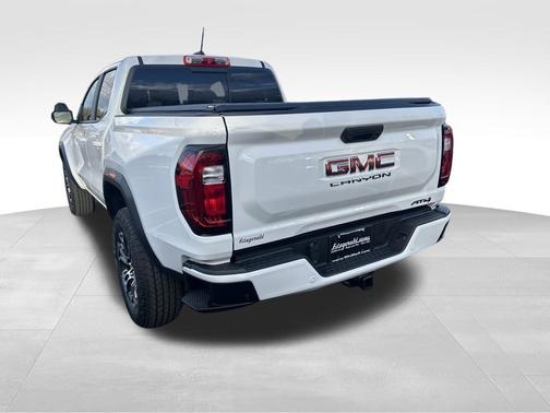2025 GMC Canyon AT4