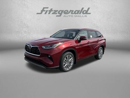 Ruby Flare Pearl 2026 Toyota Highlander Hybrid Platinum