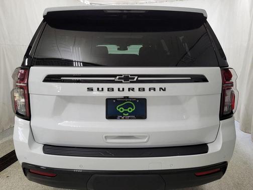 2023 Chevrolet Suburban 4WD Z71