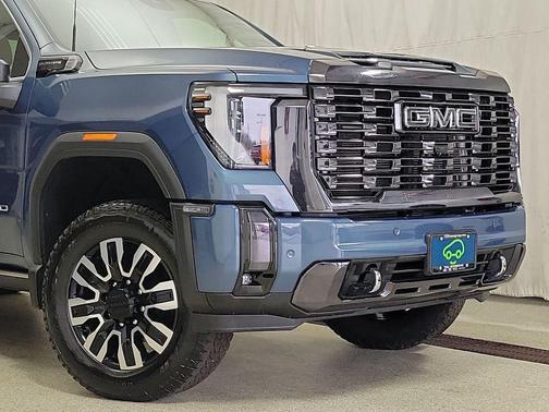 2024 GMC Sierra 2500 Denali Ultimate