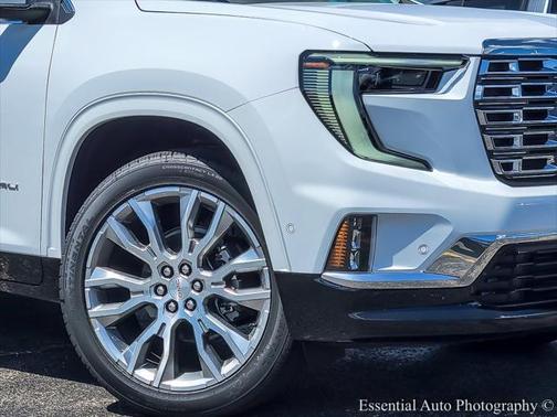 2025 GMC Acadia Denali