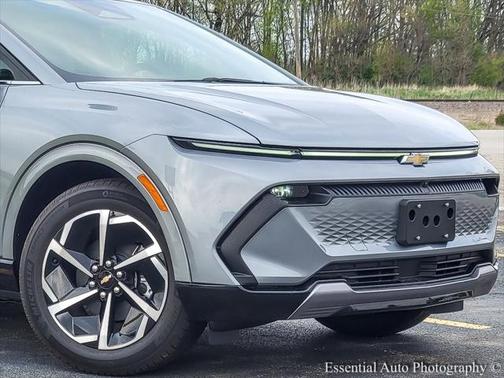 2025 Chevrolet Equinox EV LT