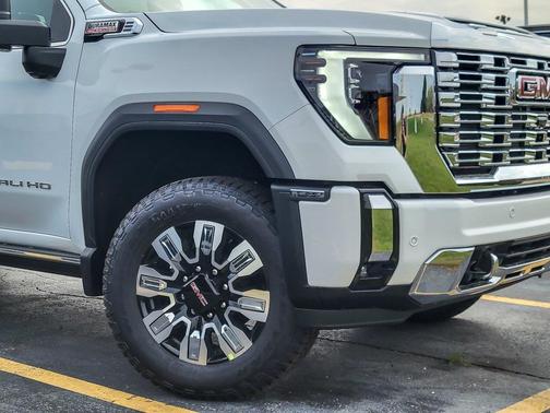 2026 GMC Sierra 3500 Denali