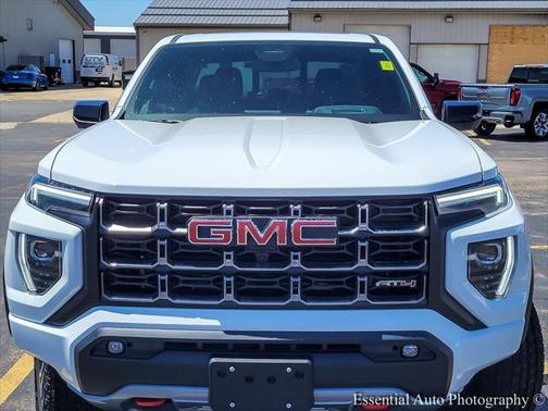2025 GMC Canyon Base